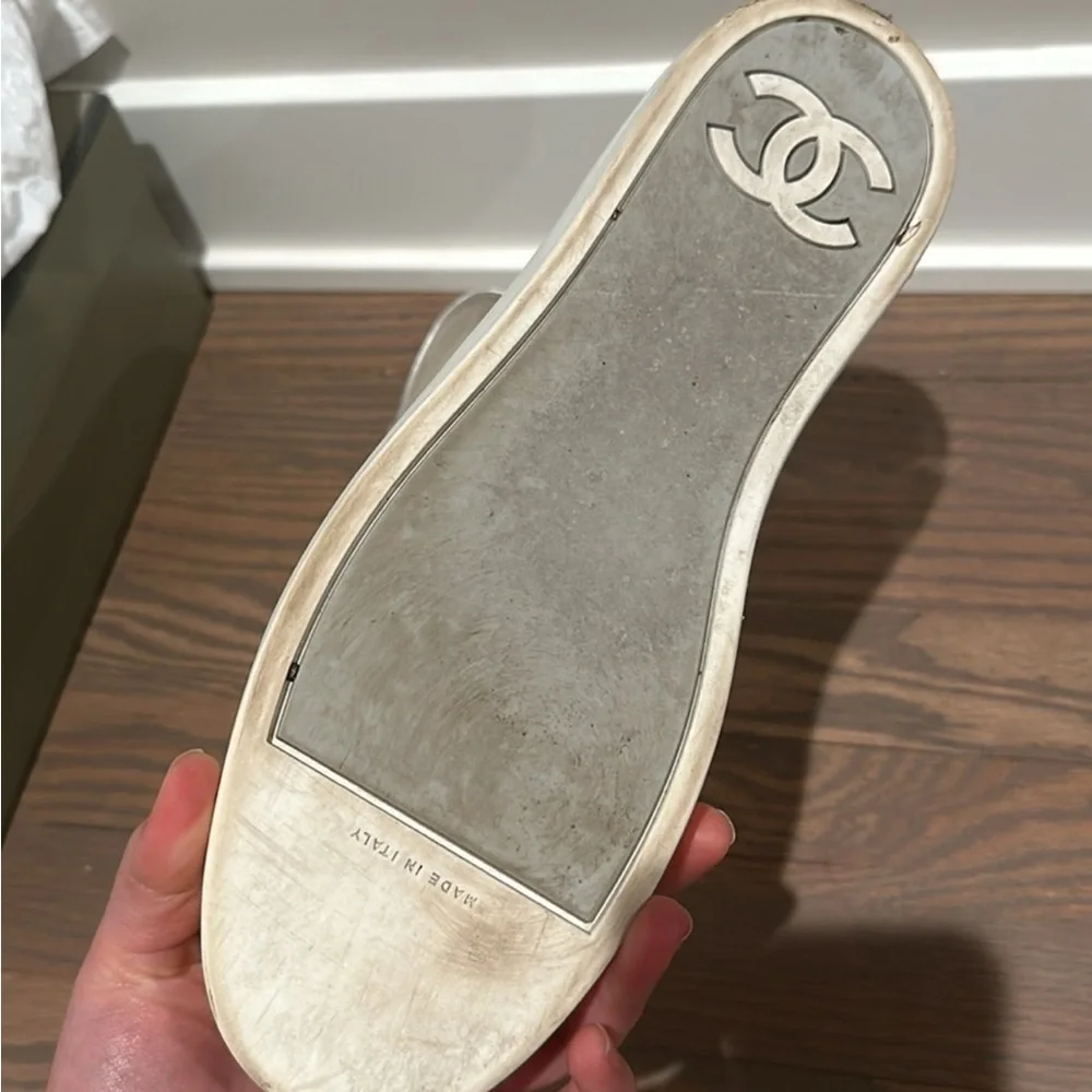 CHANEL Silver and White Reflective Sneakers with Minimalist Design - Picture 6 of 8